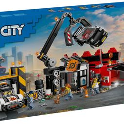 City - City Skrotupplag Med Bilar